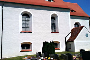 Denkmalgerechte Instandsetzung Dachstuhl Dachneudeckung Dorfkirche in Friedersdorf