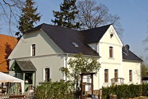 Denkmalgerechte Dachdeckung und Fassadengestaltung Forsthaus in Gersdorf
